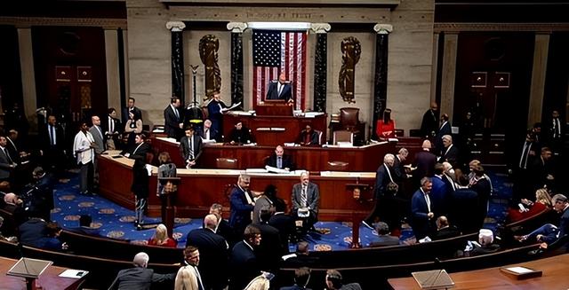 42票赞成、2票反对	，美方将禁止对华出口H200芯片，中方先发制人