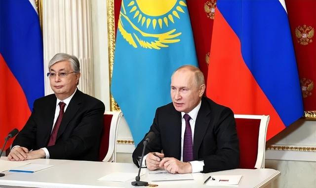 宁可得罪俄	，也不能再挑衅中国，高市早苗被打醒了？释放信号不一般