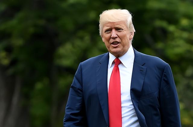 特朗普惊奇发现一个世纪漏洞	，只要不招惹中国，那就没一个能打的