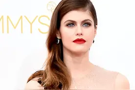 好莱坞美胸！为艺术献身的女星——亚历珊德拉·达达里奥图片