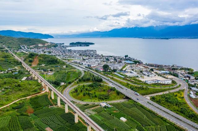 中国最美的3趟火车，坐过一趟便是人间值得！