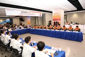 “饿了么”平台：将逐步取消超时扣款处罚；此前京东、美团均表示推出相关超时免罚措施图片