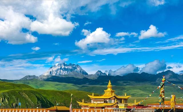 从四川和新疆深度游回来，哪里的风景更美？实话实说差距还是很大