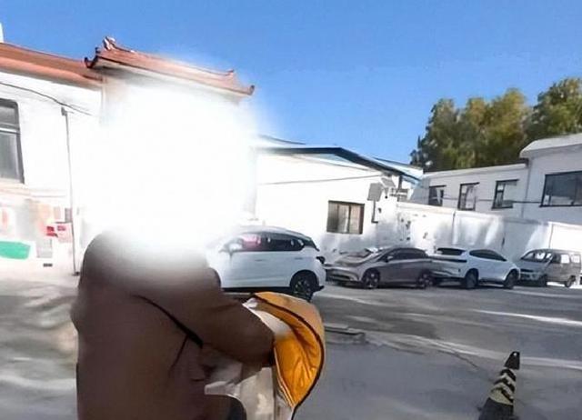 狗咬人纠纷再升级！赵某晖再发声，申家姐姐身份疑遭扒，确不简单