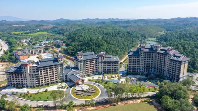云浮五县（市、区）特色活动点燃双节假期
