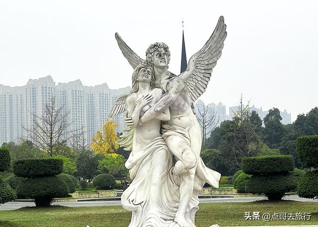 成都超级低调奢华的公园，色彩斑斓，被严重低估，公交车直达！