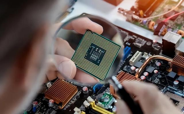 中国新型芯片问世！创始人身家暴涨260亿，打破国外垄断