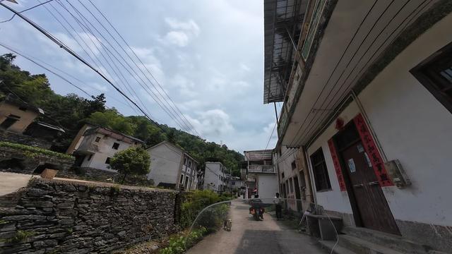 皖浙摩旅二人转——万二篇