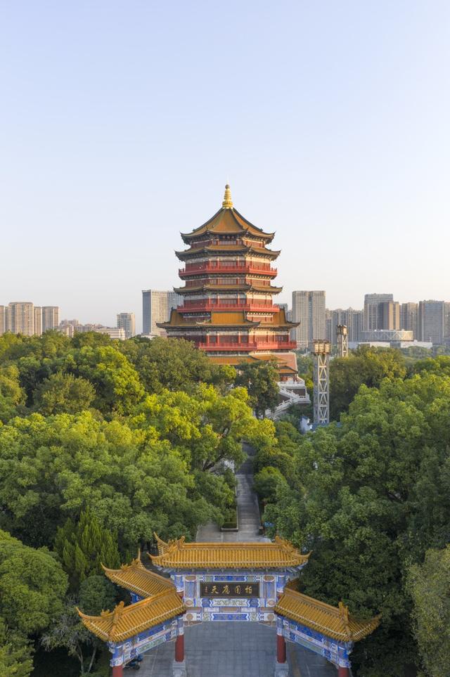 江西最冷门，全网0攻略！这座因铜设市的神仙小城，名山太惊艳了