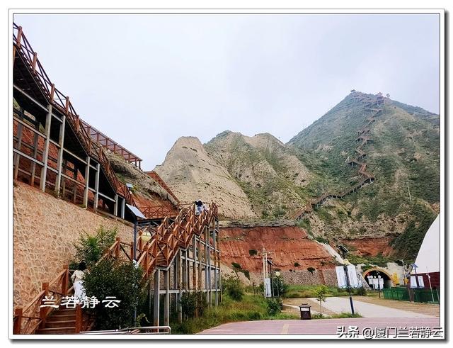 甘肃永靖：天然的“鸳鸯火锅”奇观 - 黄洮交汇处