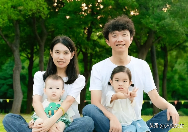 原来他们是夫妻，因音乐结缘恩爱至今，如今演完《归队》终于火了