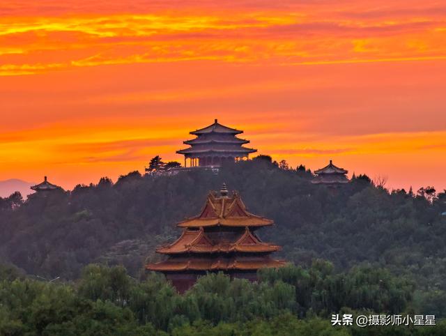 故宫摄影师小星星：当火烧云邂逅古都北京，盛世美景，江山如画！
