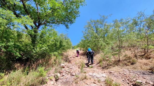 长峪-三帽山-白果寺-野人谷-常河穿越