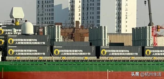 民船武库舰？60管850垂发S相控阵，堪比驱逐舰，道具还是来真的？