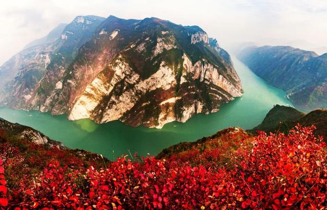 三峡的“颜值彩蛋”，竟藏在这座诗城里？