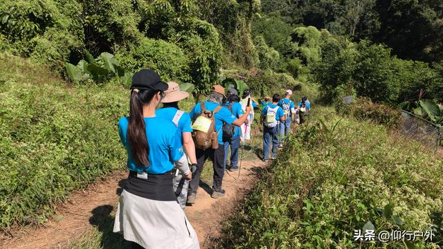 穿越万绿湖大型徒步