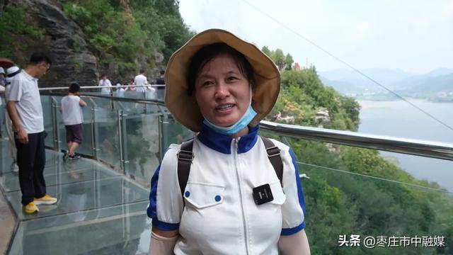 枣庄市中：今天，近4000人在龟山避暑纳凉！