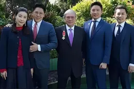 霍家儿媳差距大，一个留本名，一个改姓成霍太，谁更得宠一目了然图片