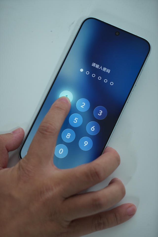 蓝河流畅引擎赋能 OriginOS 6评测 安卓系统流畅度宝座再稳一分！