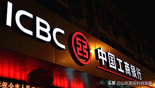 LED 黑白亚克力发光字：昼夜相宜的视觉标识，原实科技的质感之选