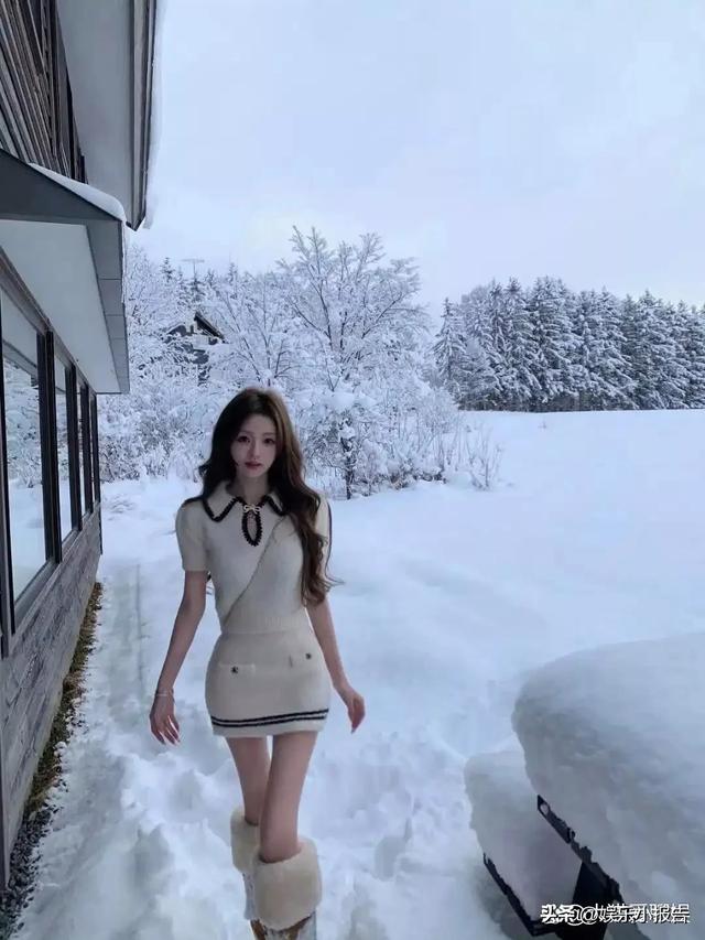懒懒又去日本陪男友王思聪了,穿成这样,可真抗冻呀