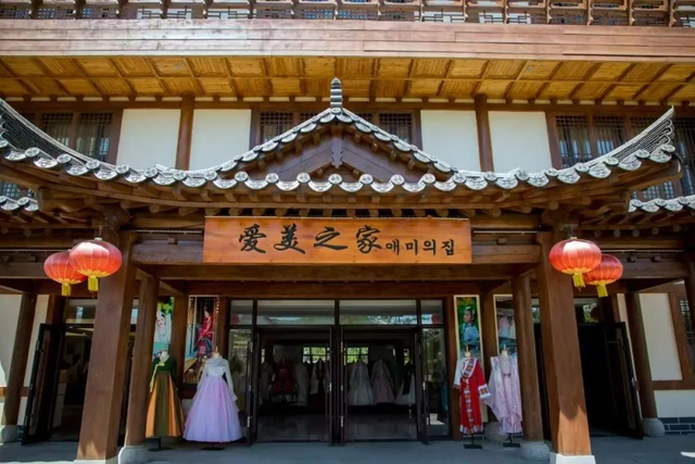 乘着高铁游白山 | “百区百景”打卡攻略之长白千年崖城风景区
