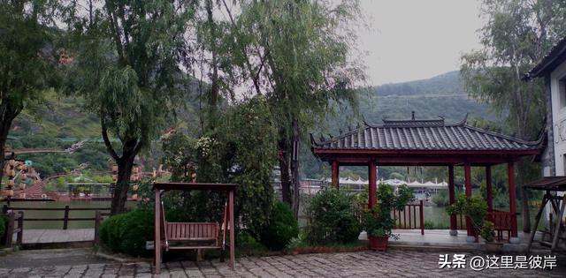 乘旅游专线游丽江的观音峡