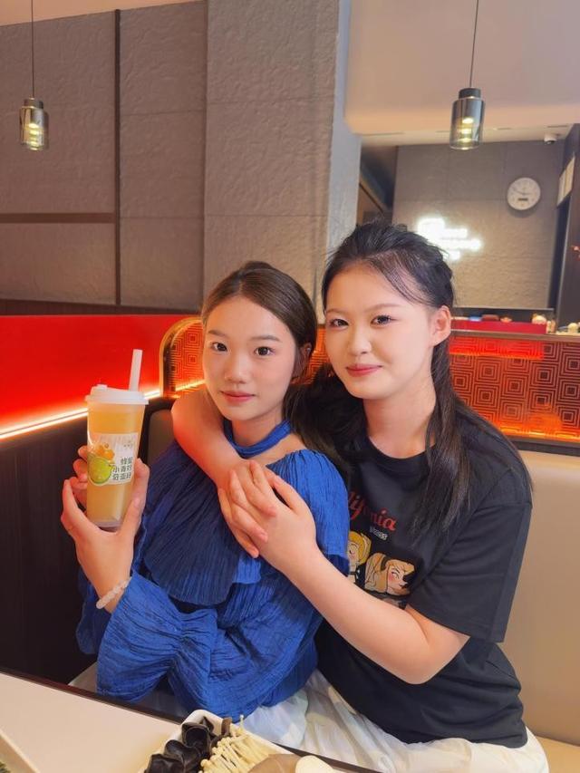 北京旅游避坑指南｜年轻人排队也要吃的蝎王府，这口羊蝎子YYDS！