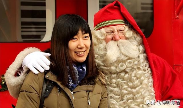 今年圣诞节没人抵制了，为啥还更冷清了？网友：3个原因，很现实