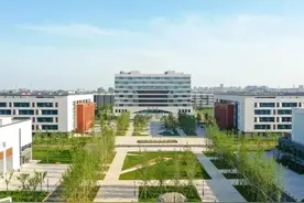 失联大四生李家隆专升本就读的聊城大学东昌学院是个怎样的大学？图片