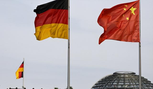 日本话音刚落，又一国介入台海	，专机已经离华，要逼中国做3件事