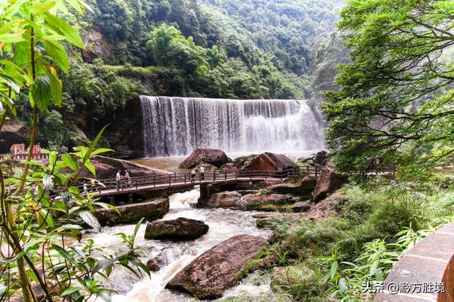 贵州这座小城市，坐拥世界最大的瀑布群，但宣传却无比低调