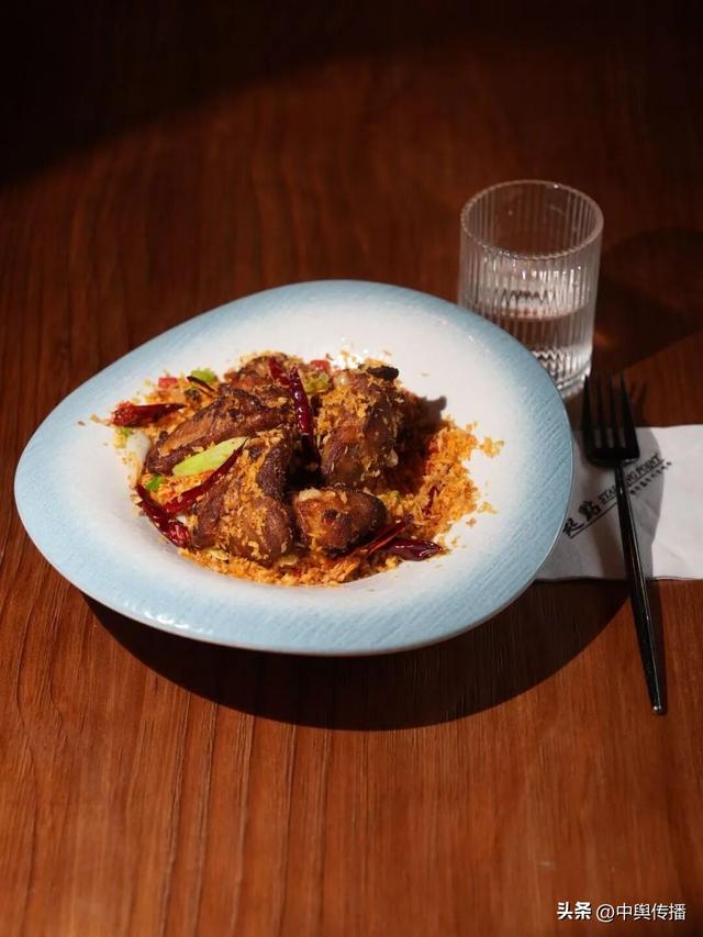 内棉厂9月20日-28日，金秋狂欢啤酒免费畅饮！抽万元大奖！