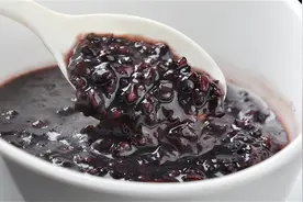 白癜风患者必看！皮肤科医生教你"家常菜"吃退白斑，简单又管用！图片