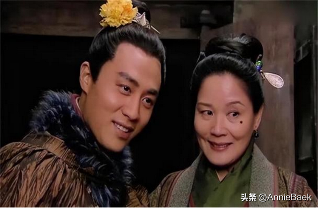 西门庆只活到33岁，却有21个性伴侣，其中不仅有女性还有男性