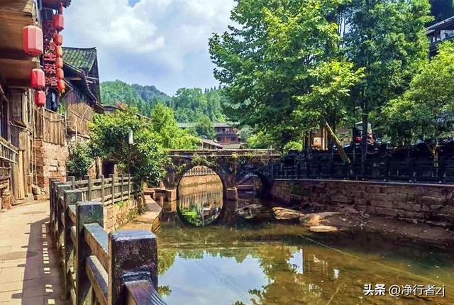 唐蕃古道上的古驿站，水墨山水里的上里镇