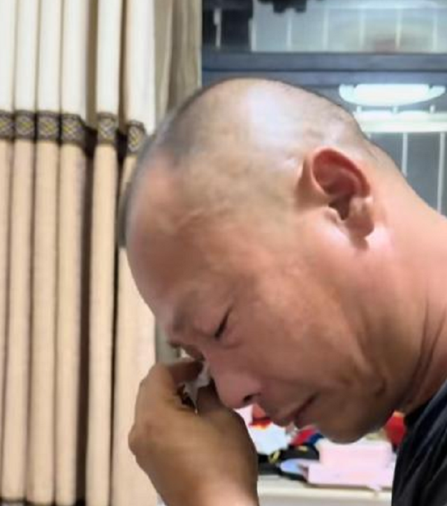 笑麻了！江苏女苦读12年，大学离家门1.4公里，4分钟路程让她崩溃
