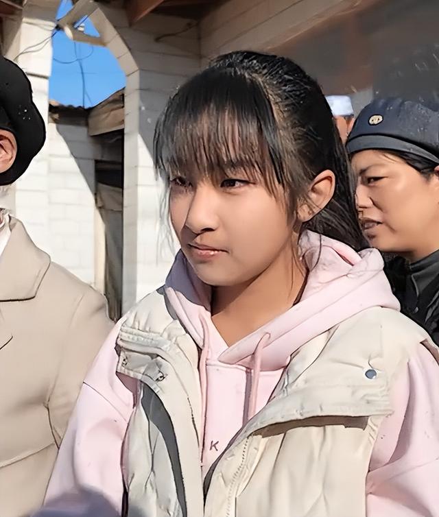 远离造神陷阱，官媒揭开冰窟救人后李佳婷现状，令人担心的事发生