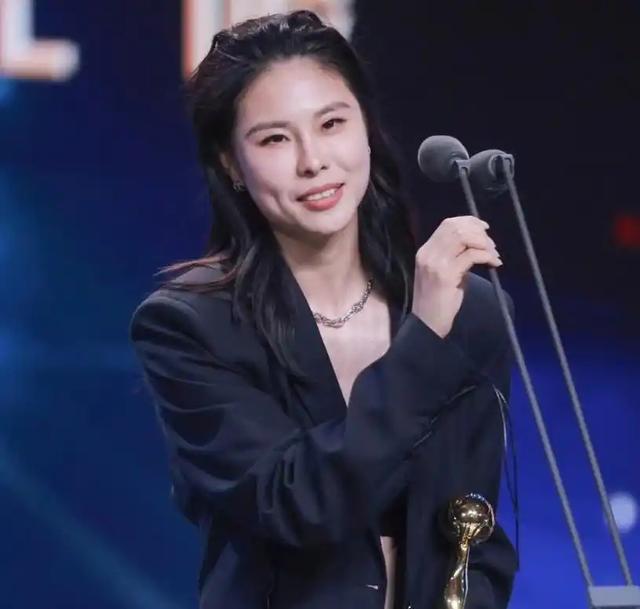 国家出手！宫鲁鸣打压球员真相大白，幕后黑手被揪，王思雨太无辜