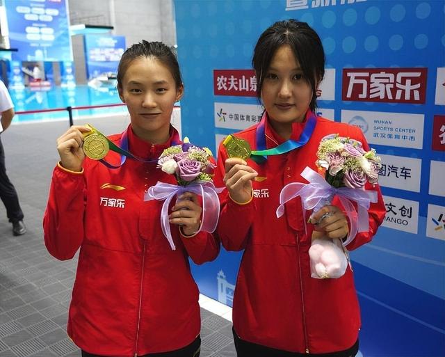 不查不知道，一查吓一跳!陈芋汐主教练余晓玲，原来如此深藏不露