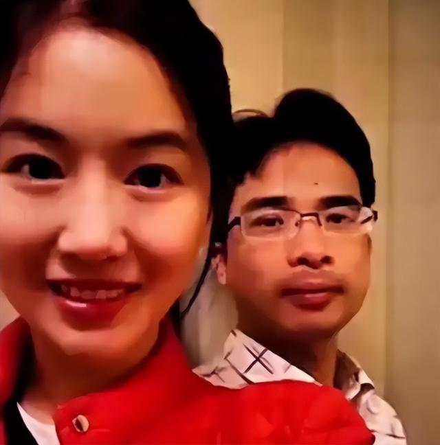 三观炸裂！翟欣欣出轨聊天记录流出，尺度大到咂舌，判12年都嫌少