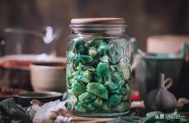 不是迷信！明日腊八节，建议大家：1不出、2不泡、3要吃	，别大意