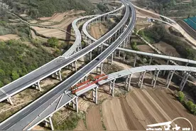 【集中精力建设交通枢纽】宝鸡麟法高速公路完成首座互通架梁图片