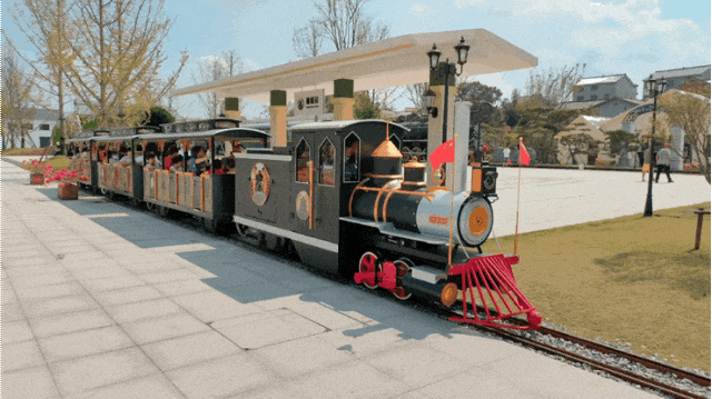 游在鹰潭｜学生搭子团秋季攻略！轻松玩转4大宝藏地「全球学子嘉游赣 奇绝鹰潭逍遥游」