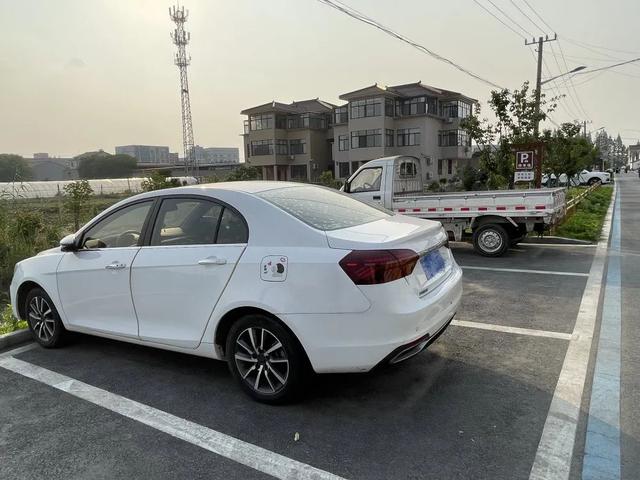 现场实拍界牌镇张家埭村，村景好美