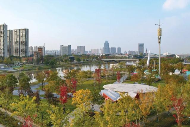 逛起来！8小时10个公园！