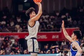 云梦周刊丨19岁岳阳男孩张文杰的篮球追梦之路图片