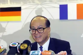 李超人失算？英国巨亏现在又想回大陆？98岁李嘉诚遭14年最大劫难图片