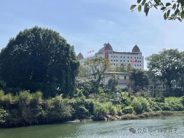 广西游记（4）：中越风情东兴国门景区