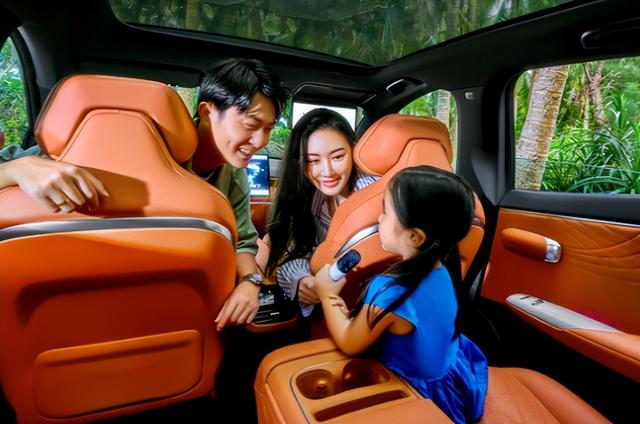 全民豪车时代？30万在中国算不算豪车？车市背后数据告诉你真相